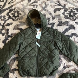 Boy light to medium weight jacket size 14/16 Green exterior Tan interior, zip up